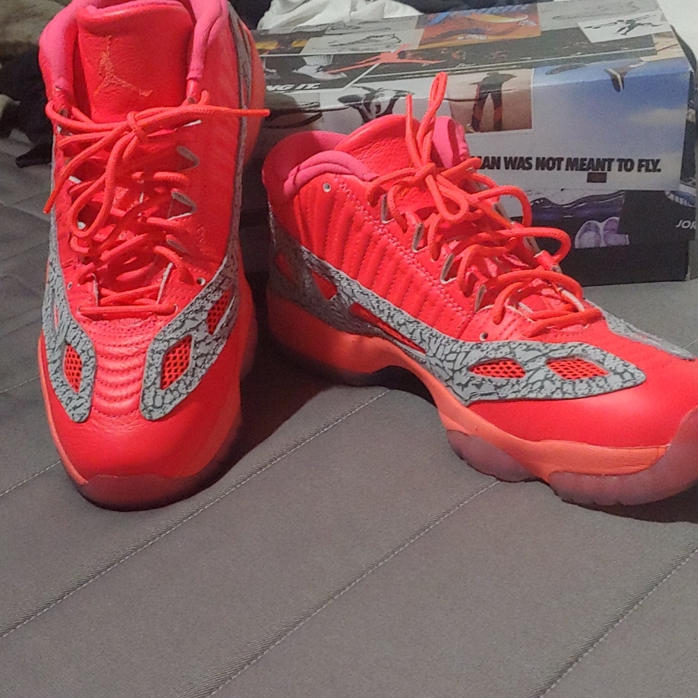 Mens size 11 shoes